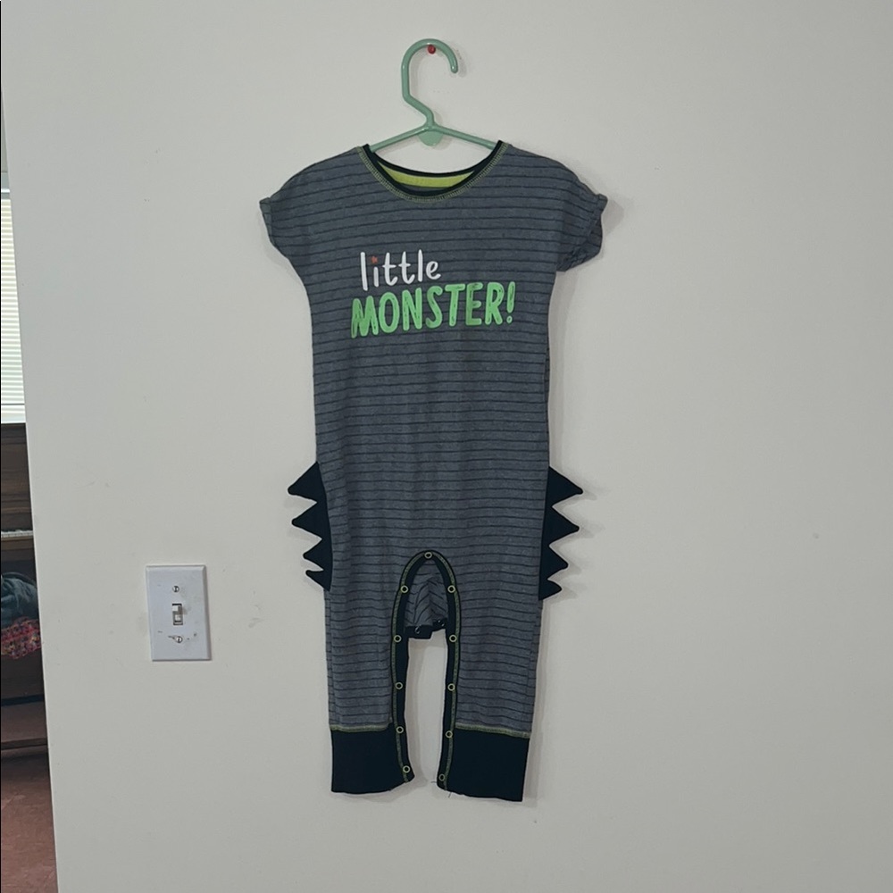 NWOT Adorable Cat & Jack Little Monster short sleeve Romper.